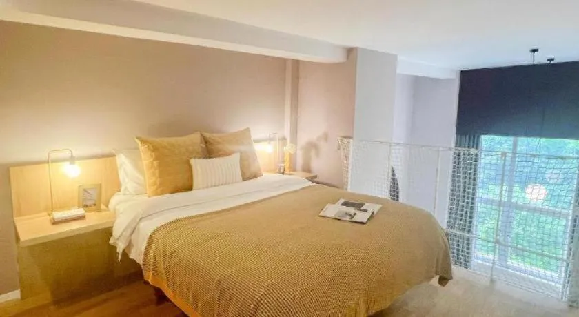 Bed in baseLITE-XINTIANDI Serviced Apartment