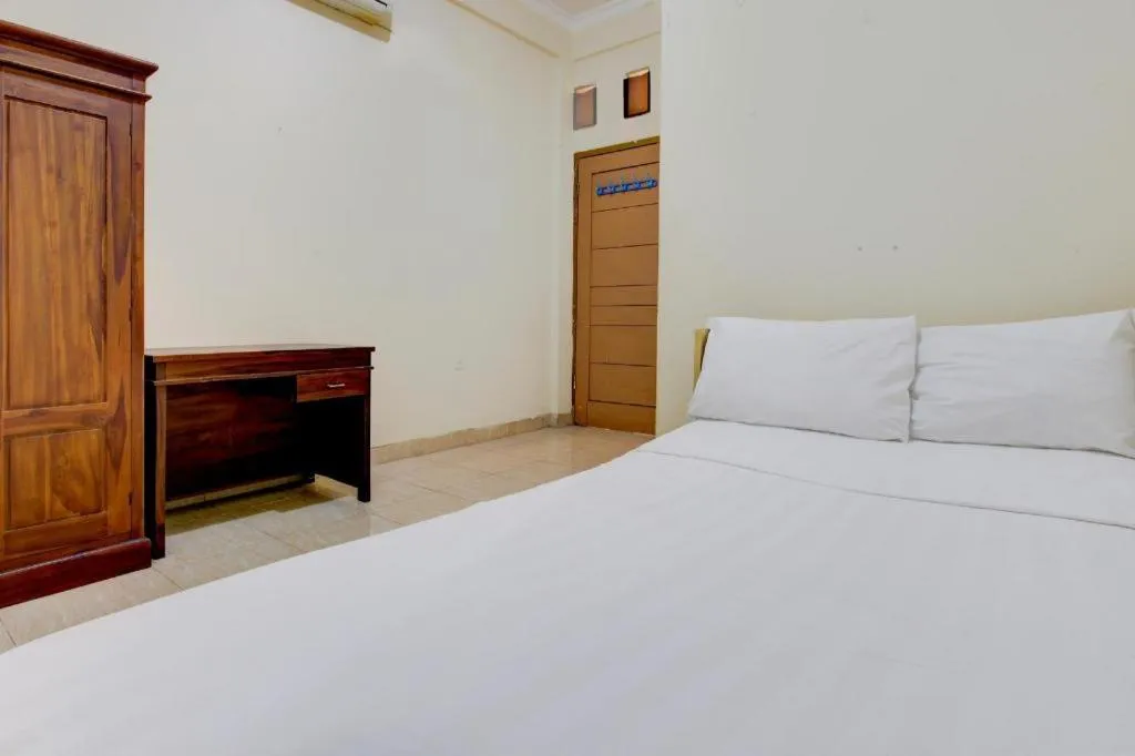 Bed in OYO Life 93662 Kost Pak Budi