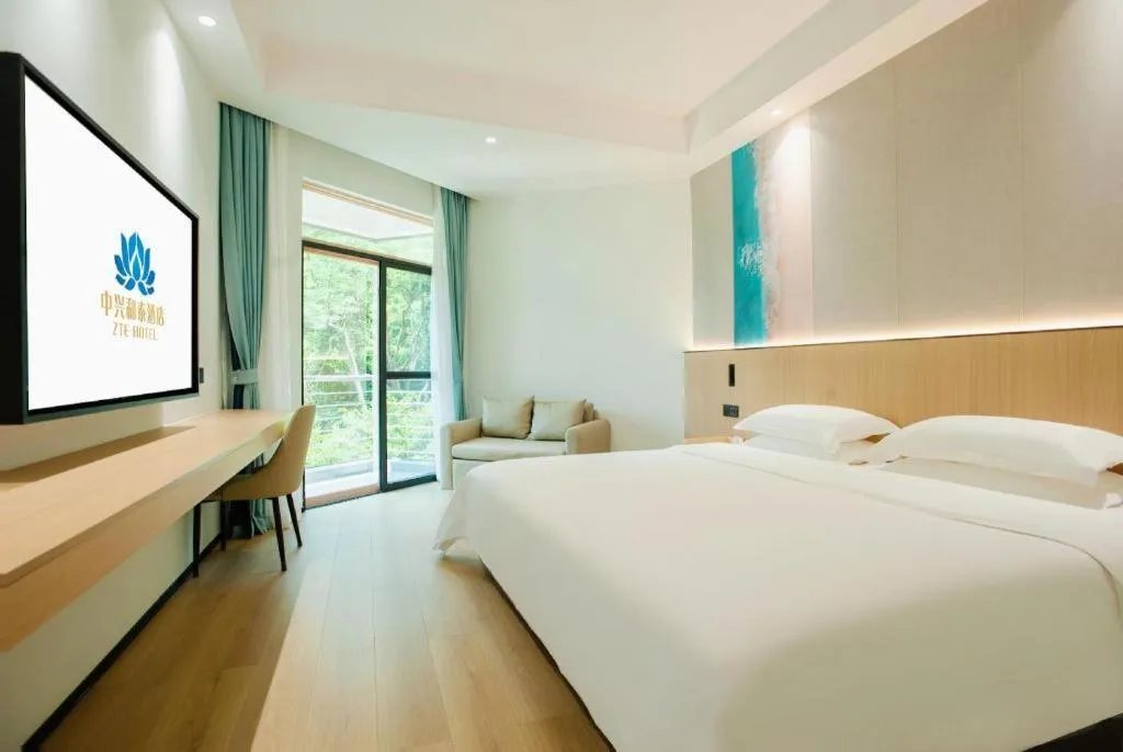 Bed in ZTE Hotel Shenzhen