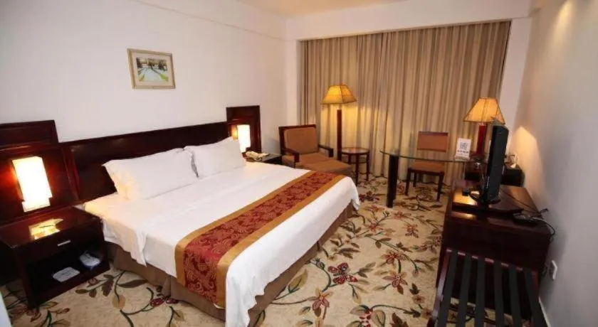 Bed in Hong Ye Hotel