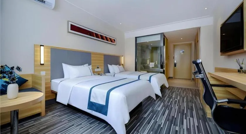 Bed in City Comfort Inn Chongqing Southwest University Beibei Metro Station