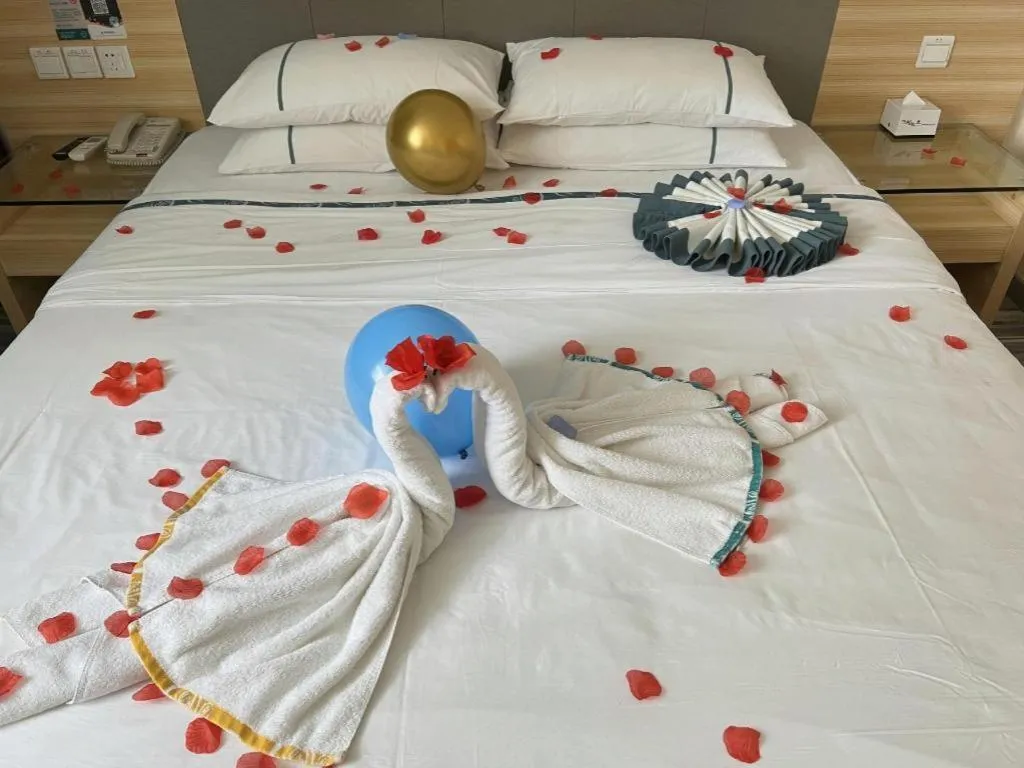 Bed in City Comfort Inn Chongqing Southwest University Beibei Metro Station