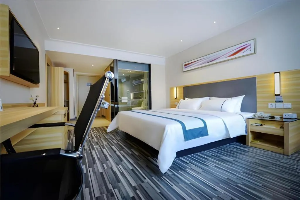 Bed in City Comfort Inn Chongqing Southwest University Beibei Metro Station