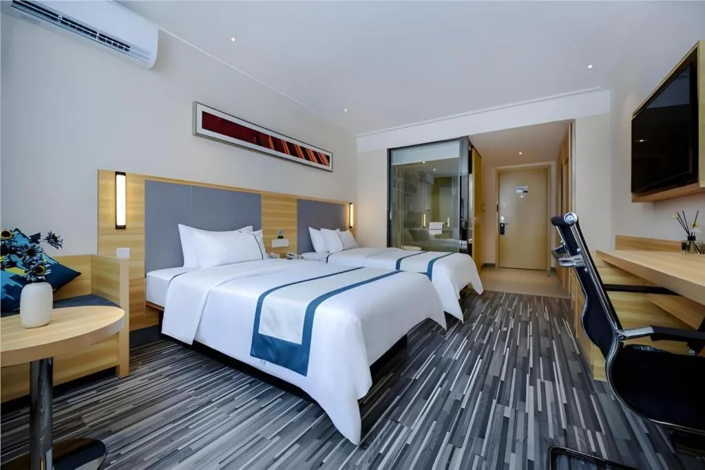 Bed in City Comfort Inn Chongqing Southwest University Beibei Metro Station