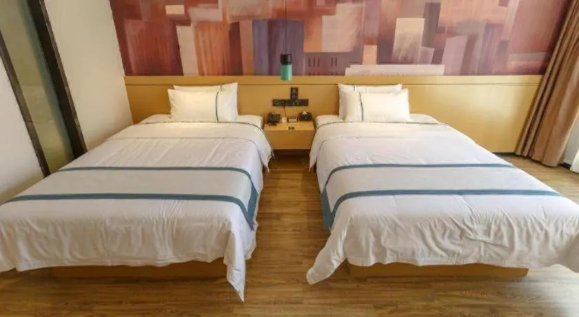 Bed in City Comfort Inn Baise Jinxiuguoji