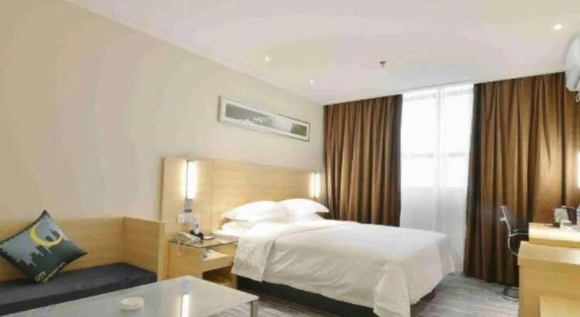 Bed in City Comfort Inn Foshan Nanhai Avenue Guicheng Metro Station