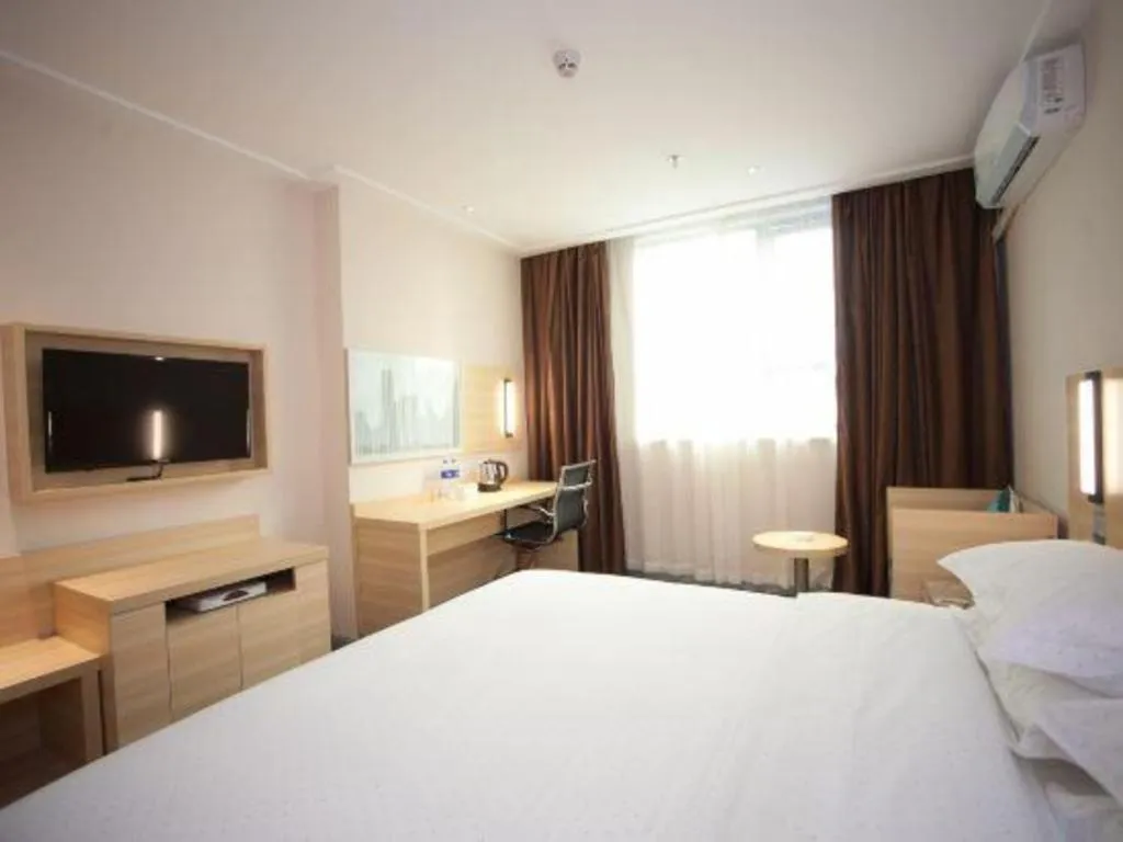 Bed in City Comfort Inn Foshan Nanhai Avenue Guicheng Metro Station