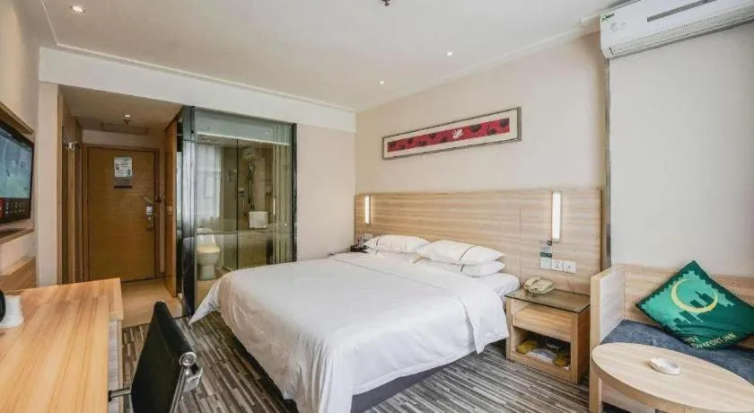 Bed in City Comfort Inn Foshan Nanhai Avenue Guicheng Metro Station