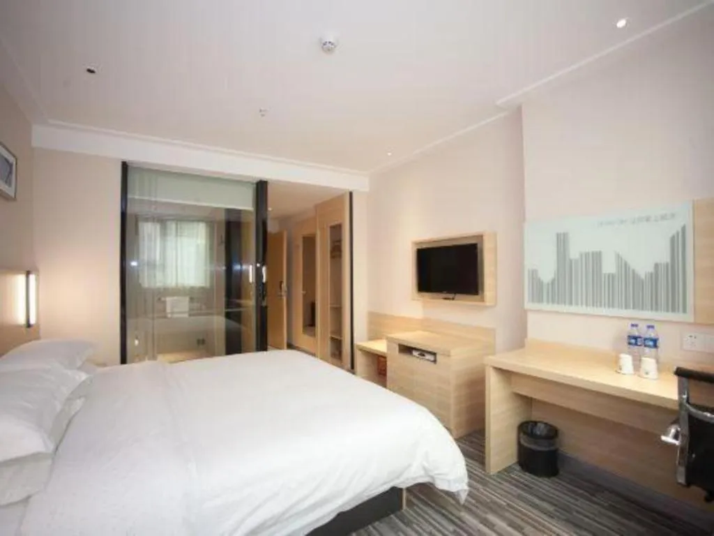 Bed in City Comfort Inn Foshan Nanhai Avenue Guicheng Metro Station