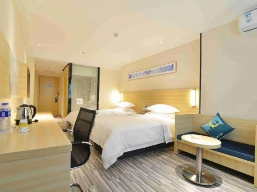 Bed in City Comfort Inn Foshan Nanhai Avenue Guicheng Metro Station