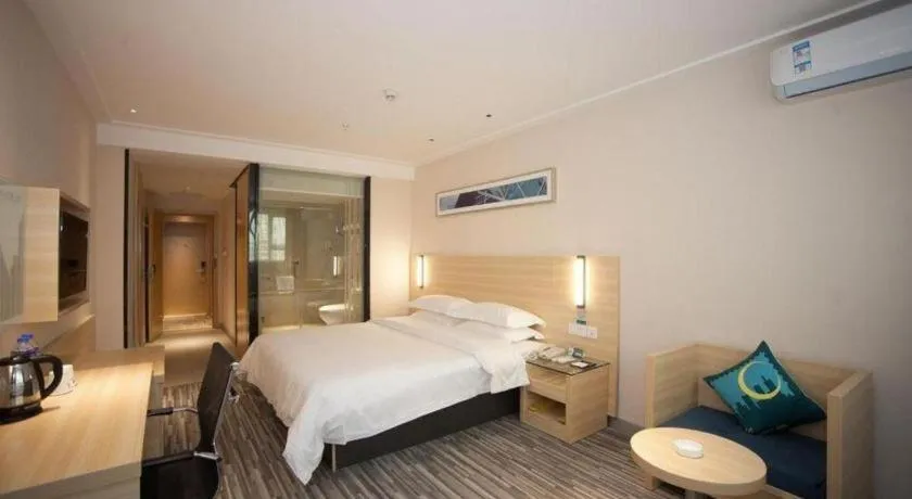 Bed in City Comfort Inn Foshan Nanhai Avenue Guicheng Metro Station