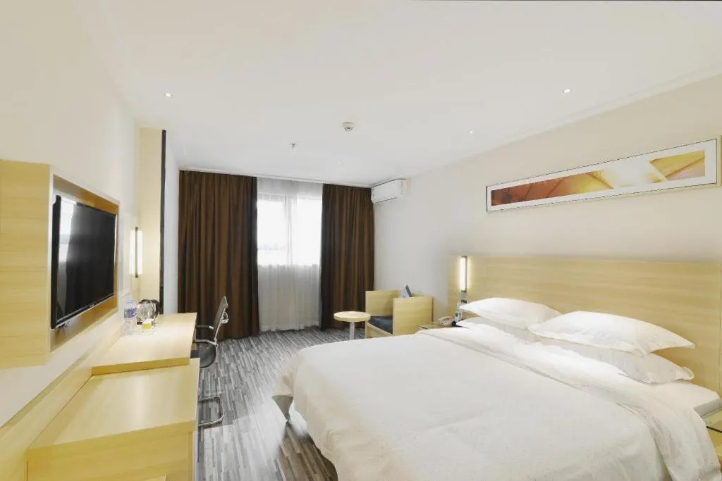 Bed in City Comfort Inn Foshan Nanhai Avenue Guicheng Metro Station