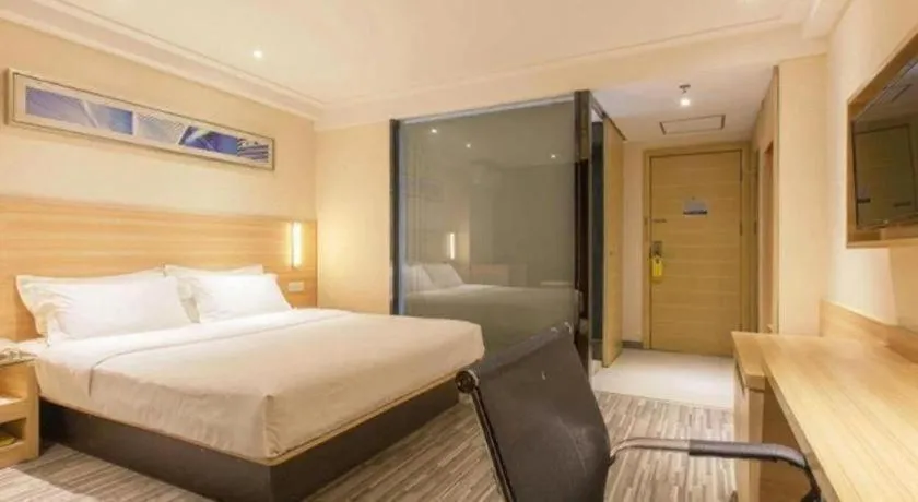 Bed in City Comfort Inn Foshan Nanhai Avenue Guicheng Metro Station