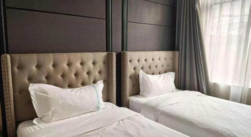 Bed in Xana Hotelle Beijing Fengtai Railway Station Tiantan Hospital