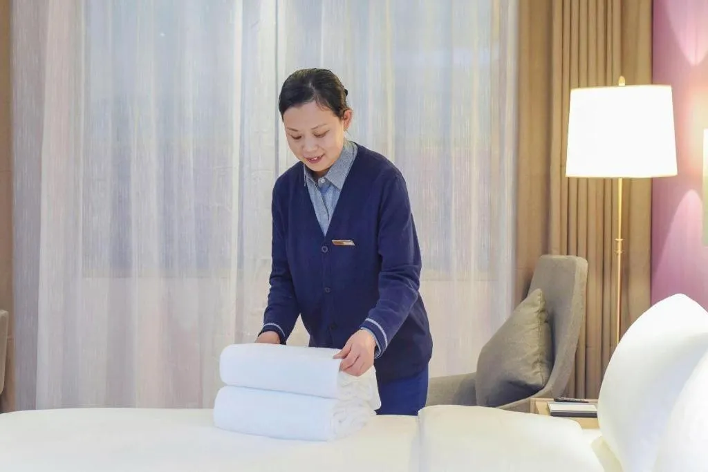 Lavande Hotel Chongqing Xinghui Liangjiang Happiness Plaza