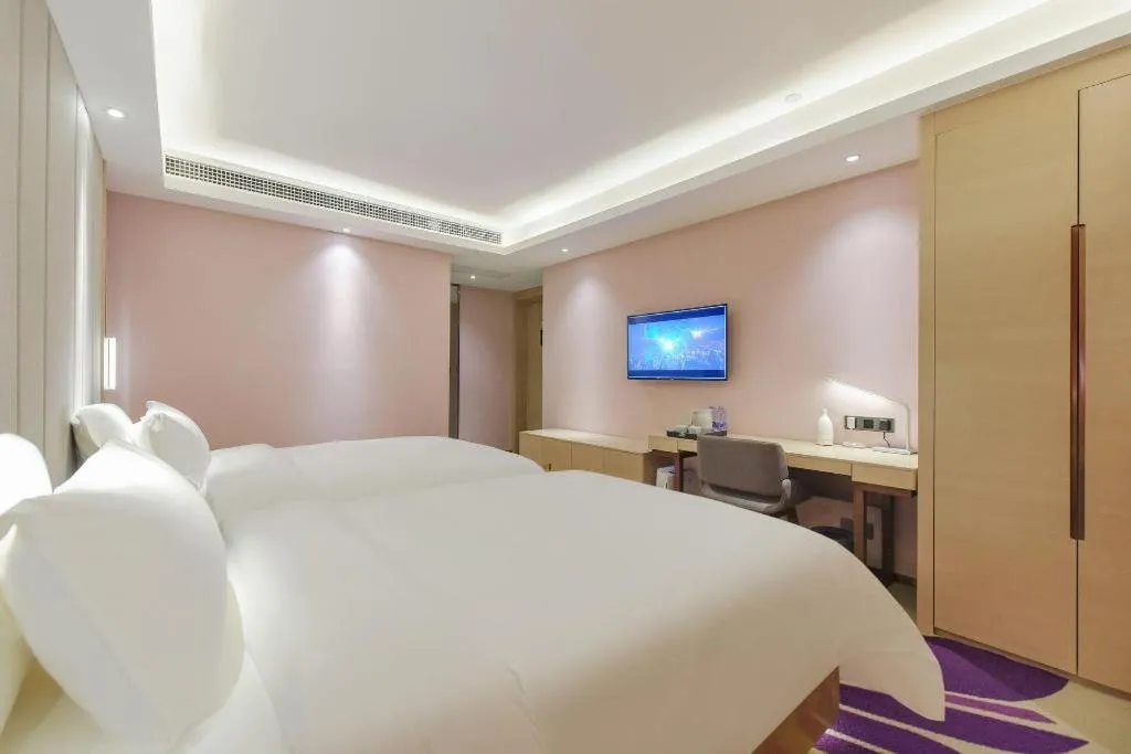 Lavande Hotel Chongqing Xinghui Liangjiang Happiness Plaza