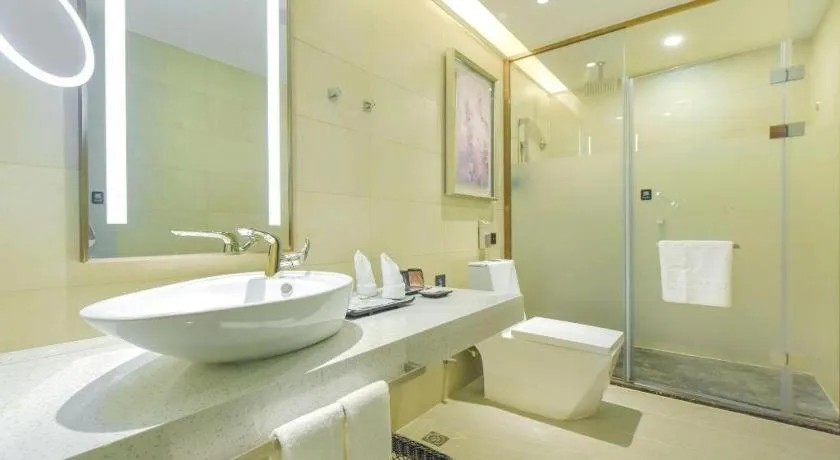 Lavande Hotel Chongqing Xinghui Liangjiang Happiness Plaza