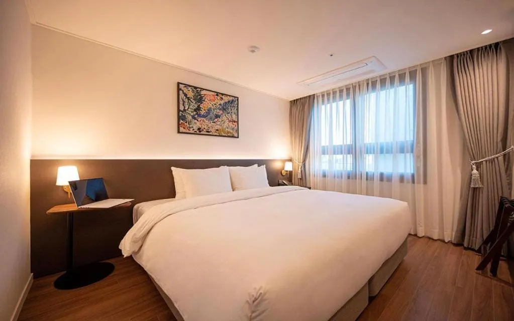 Bed in HOTEL D EDITION