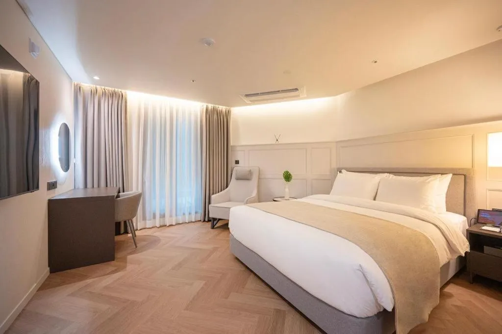 Bed in HOTEL D EDITION