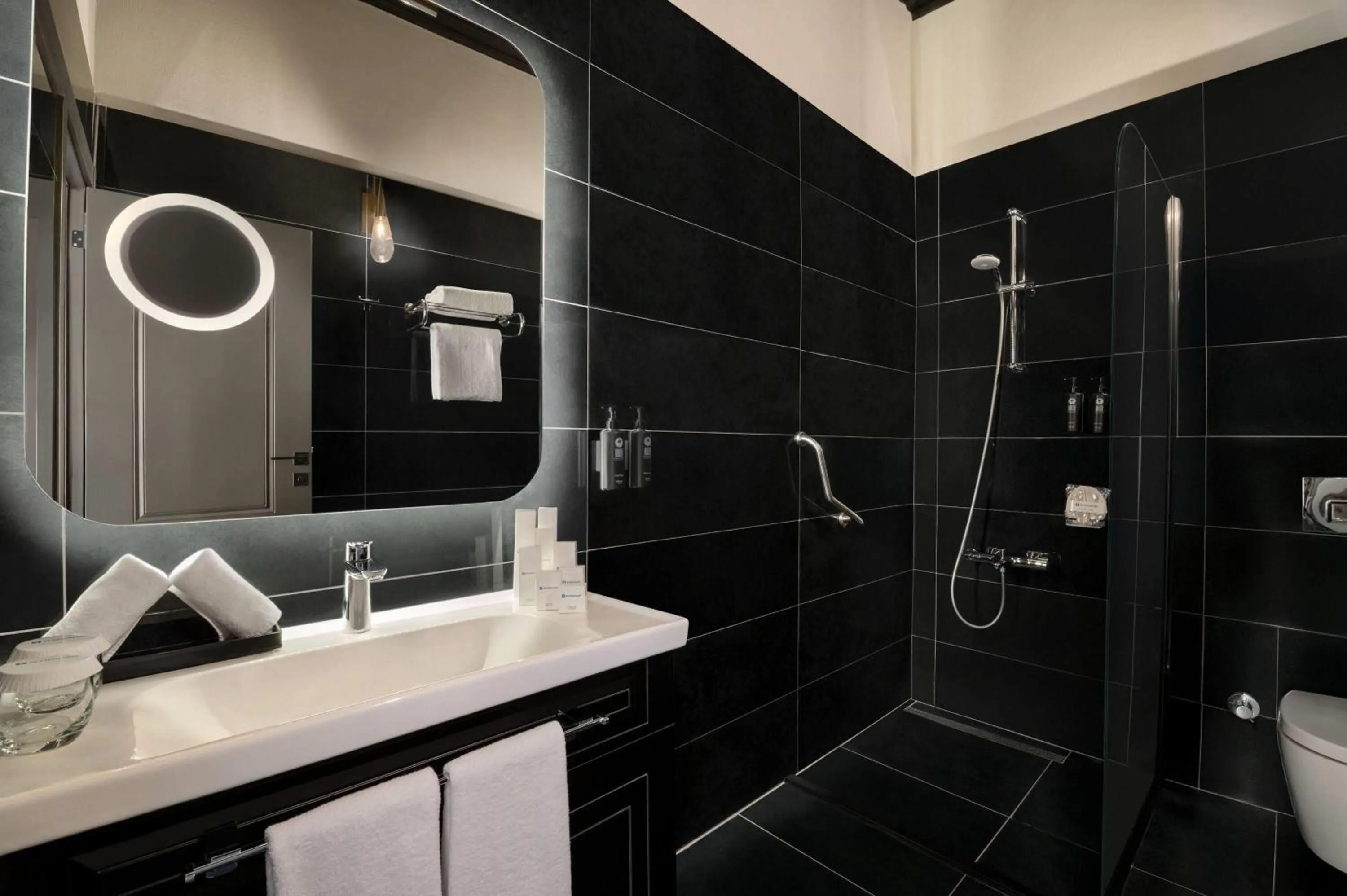 Bathroom in Wyndham Tarsus St.Paul