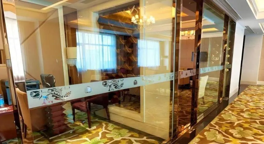 Xian Grand Soluxe International Hotel