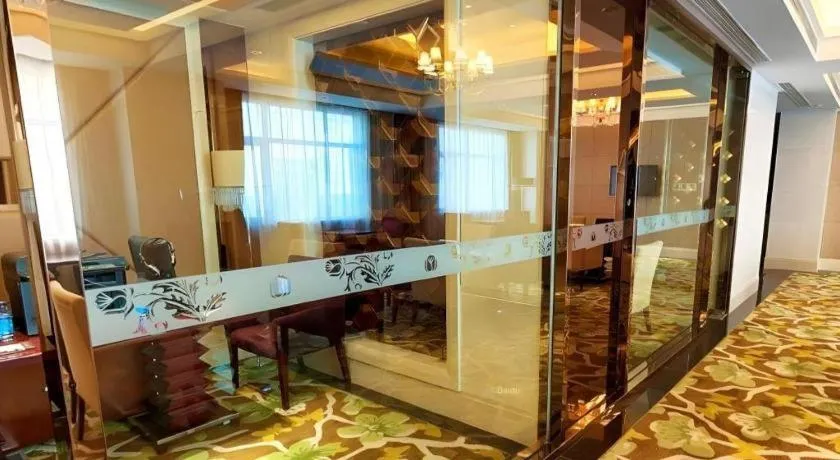Xian Grand Soluxe International Hotel