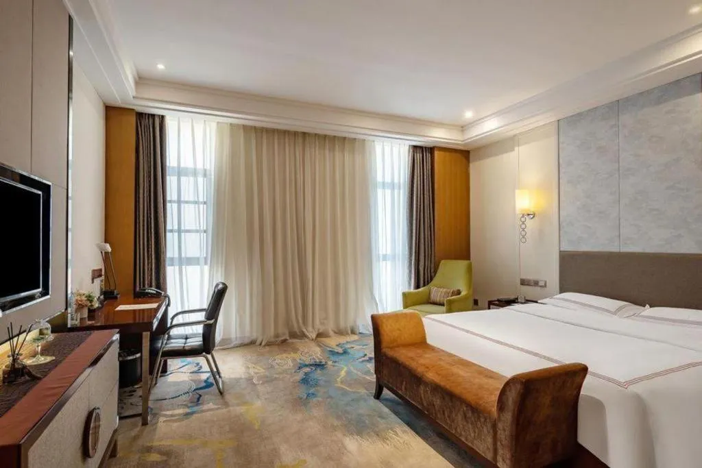 Bed in Shanghai Manhattan Hotel Minhang