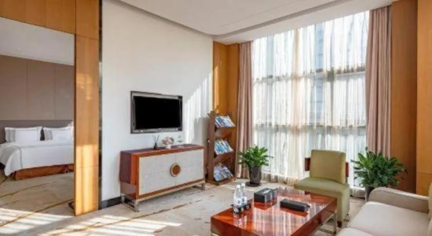 Bed in Shanghai Manhattan Hotel Minhang