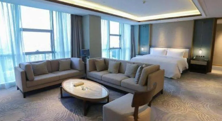 Bed in Empark Grand Hotel Fuzhou