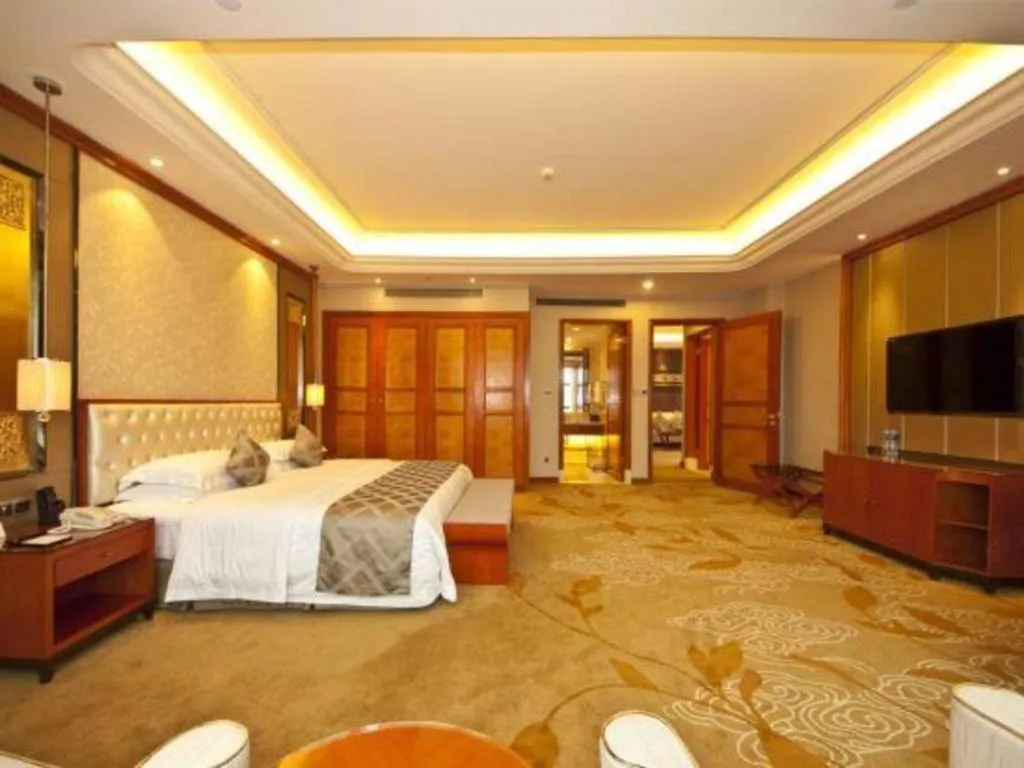 Bed in Empark Grand Hotel Fuzhou