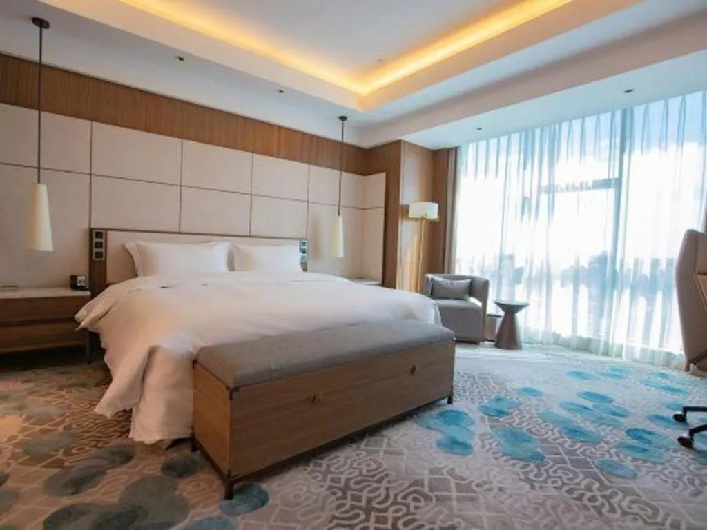 Bed in Empark Grand Hotel Fuzhou