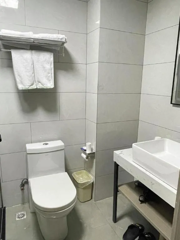 GreenTree Inn Hefei East Wangjiang Road CTCE Express Hotel