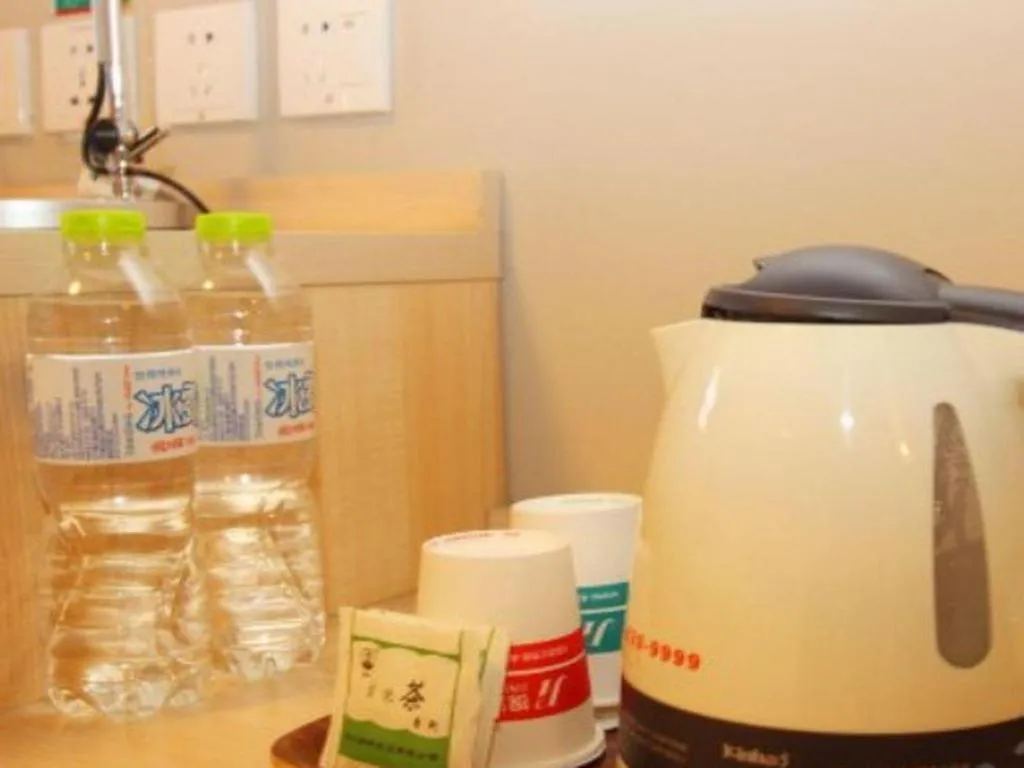 Jinjiang Inn Wuhan Linjiaohu Wanda Branch