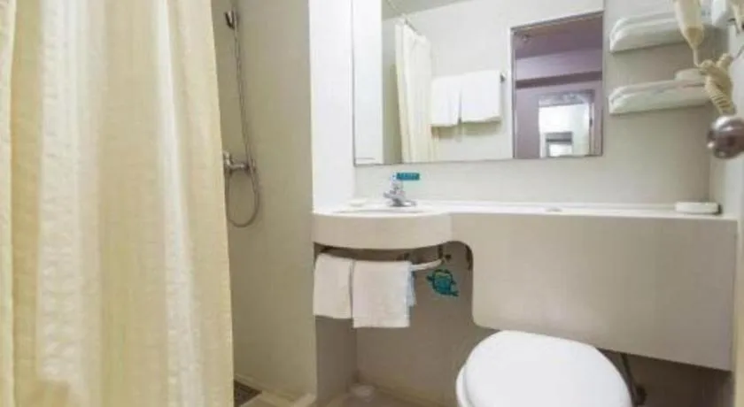 Jinjiang Inn Wuhan Linjiaohu Wanda Branch