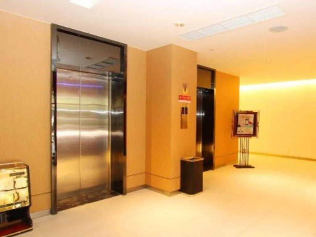 Jinjiang Inn Wuhan Linjiaohu Wanda Branch