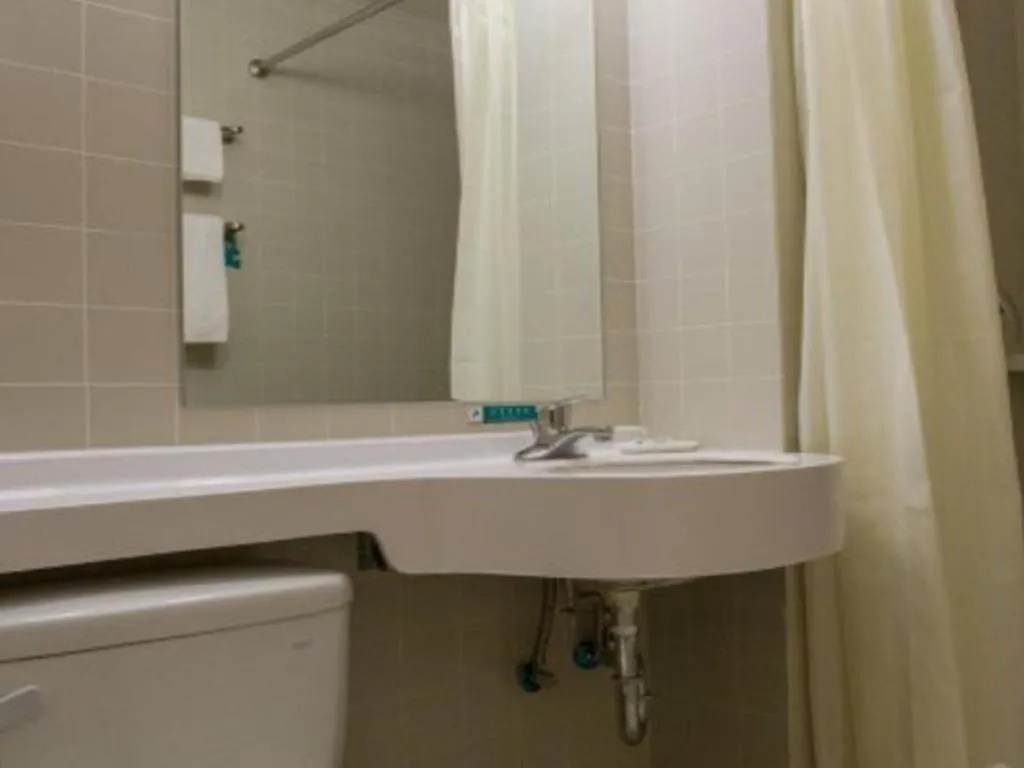 Jinjiang Inn Wuhan Linjiaohu Wanda Branch