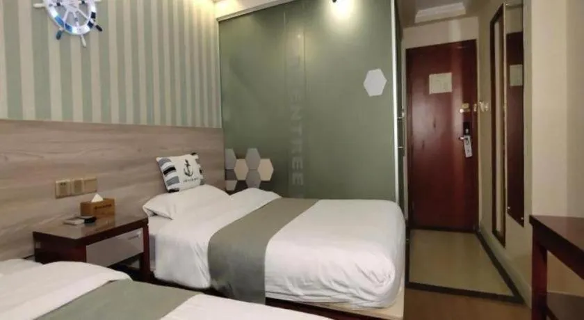 Bed in GreenTree Inn Zhenjiang Center Street No.1 Peoples Hospital Express Hotel