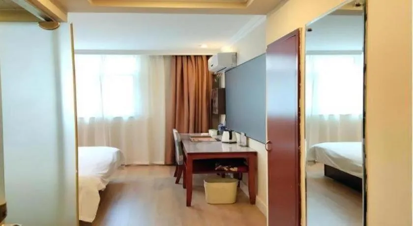 Bed in GreenTree Inn Zhenjiang Center Street No.1 Peoples Hospital Express Hotel