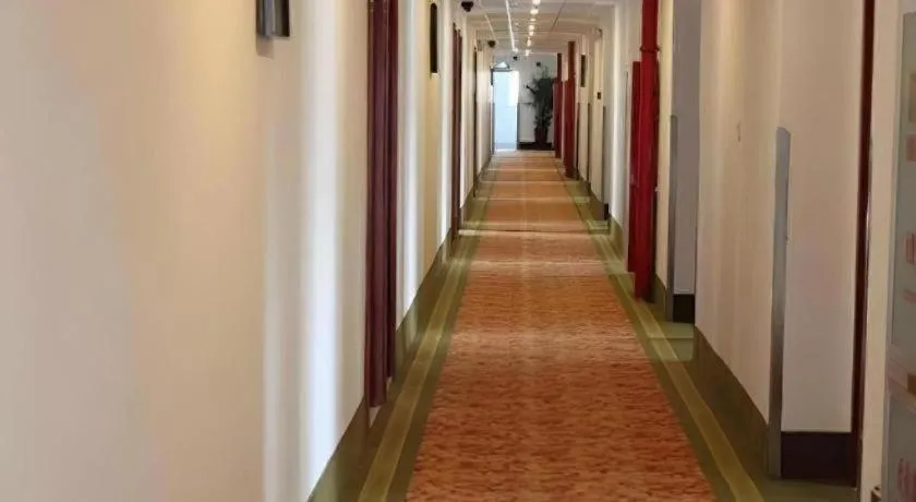 GreenTree Inn Zhenjiang Center Street No.1 Peoples Hospital Express Hotel