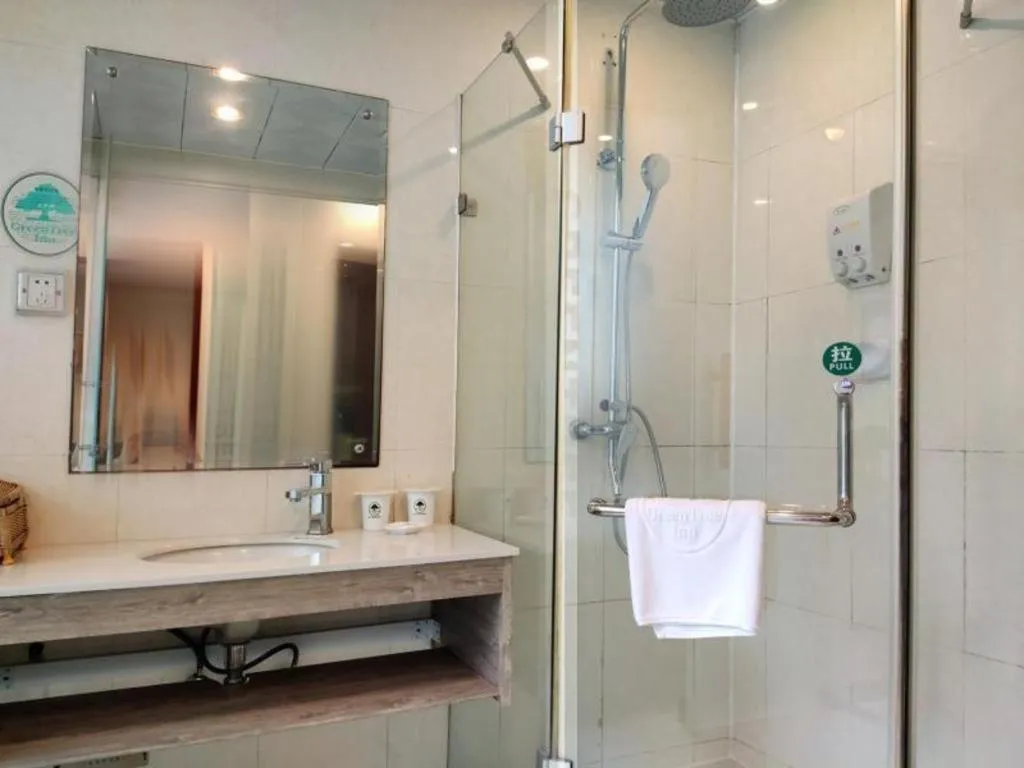 GreenTree Inn Zhenjiang Center Street No.1 Peoples Hospital Express Hotel