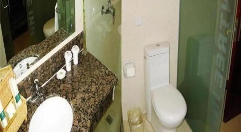 GreenTree Inn Zhenjiang Center Street No.1 Peoples Hospital Express Hotel