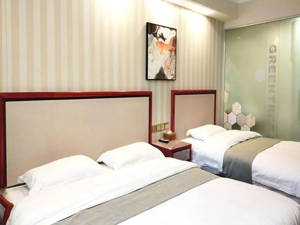 Bed in GreenTree Inn Zhenjiang Center Street No.1 Peoples Hospital Express Hotel