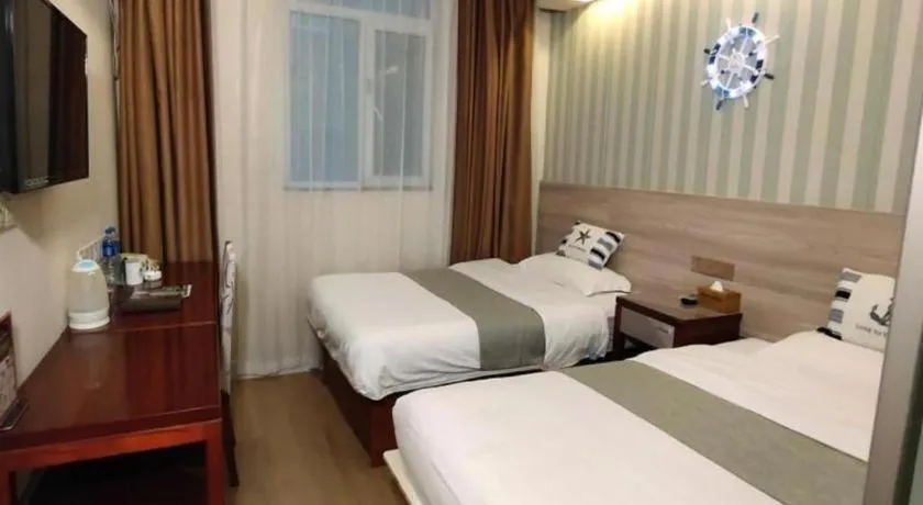 Bed in GreenTree Inn Zhenjiang Center Street No.1 Peoples Hospital Express Hotel