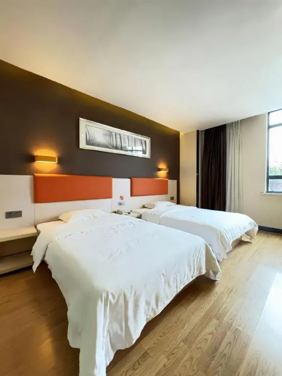 Bed in 7 Days Premium·Huanggang Walking Street