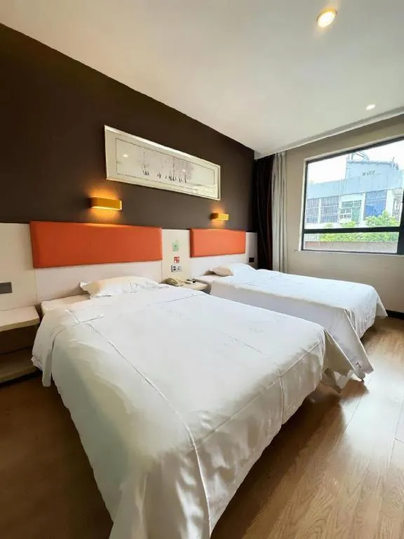 Bed in 7 Days Premium·Huanggang Walking Street