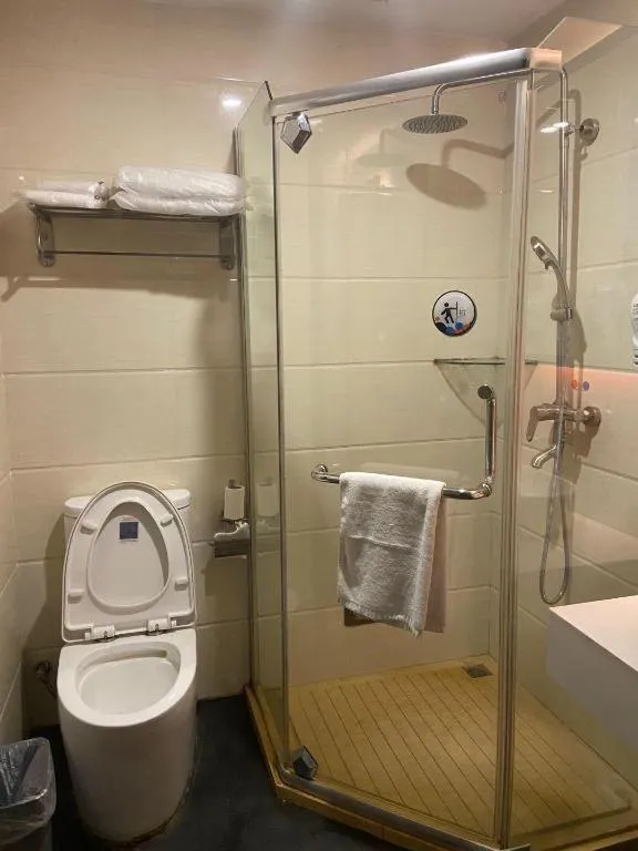 7 Days Premium·Huanggang Walking Street