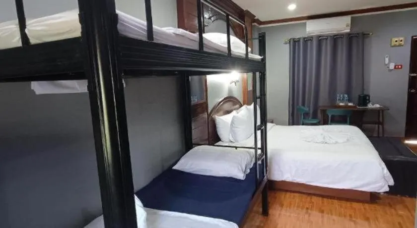 Bed in The Guest House - Apartment