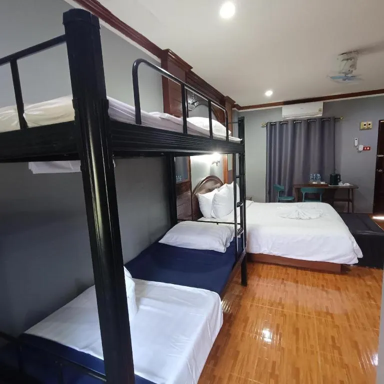 Bed in The Guest House - Apartment