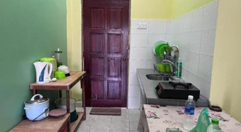 OYO 90967 Homestay Chalet Warisan Siti