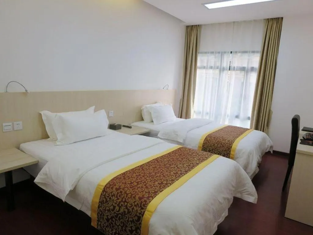 Bed in Guangzhou Hailian Hotel - Haizhu District Binjiang East Road Metro Station